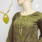 Preview: Halskette Kunststoffperlen Faustkeil gelb-grün glänzend Kordel lindgrün 90cm