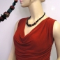 Preview: Halskette, Facettenperle schwarz, rot-lack