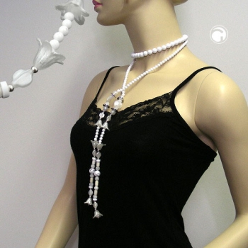 Halskette zum Knoten weiß mit Blütenperle Kunststoff wachsweiß offen 130cm
