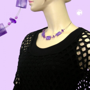 Halskette Drahtkette Viereck gewellt flieder-transparent mit Flitter Kunststoffperlen 45cm