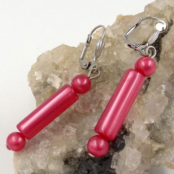 Ohrbrisuren Ohrhänger Ohrringe 52mm silberfarben Perle und Walze rot-seidig Kunststoff