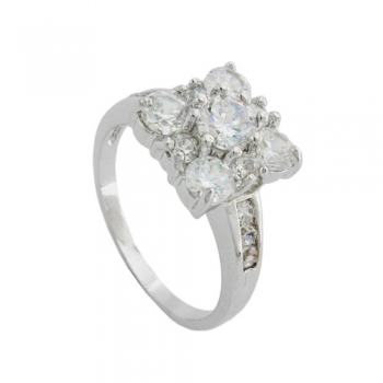 Ring, Viereck mit weißen Zirkonias, ohne Dekoration