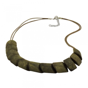 Halskette Schrägperle Kunststoff olivgrün-marmoriert Kordel hellbraun 45cm, ohne Dekoration