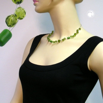 Halskette Drahtkette mit Glasperlen grün und oliv-transparent 43cm