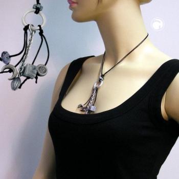 Halskette Ring Aluminium hellgrau Perlen altsilberfarben grau Kordel schwarz 80cm