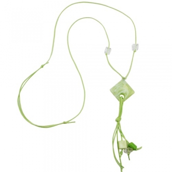 Halskette, Viereck hellgrün-weiß, ohne Dekoration