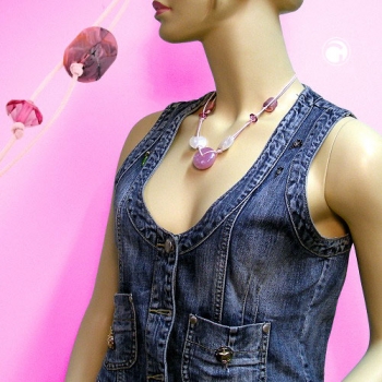 Halskette 30x11mm Kunststoffperle Scheibe rosa-seidig weiß Kordel rosa 50cm