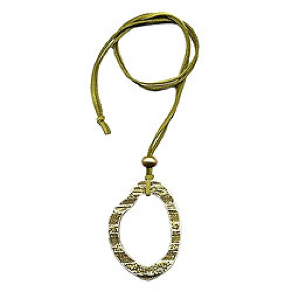 Halskette 75x55mm Baumring Kunststoff olivgrün Lederband grün 90cm Kette, ohne Dekoration